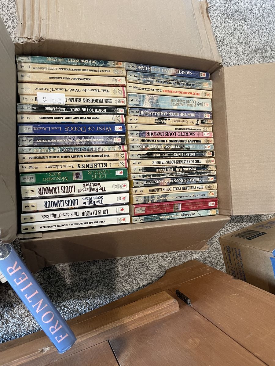 Louis Lamour 121 Book Collection