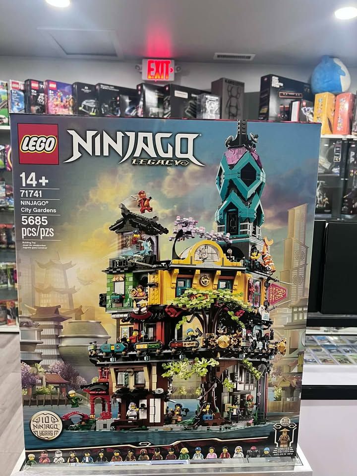 Brand new 71741 LEGO NINJAGO City Gardens
