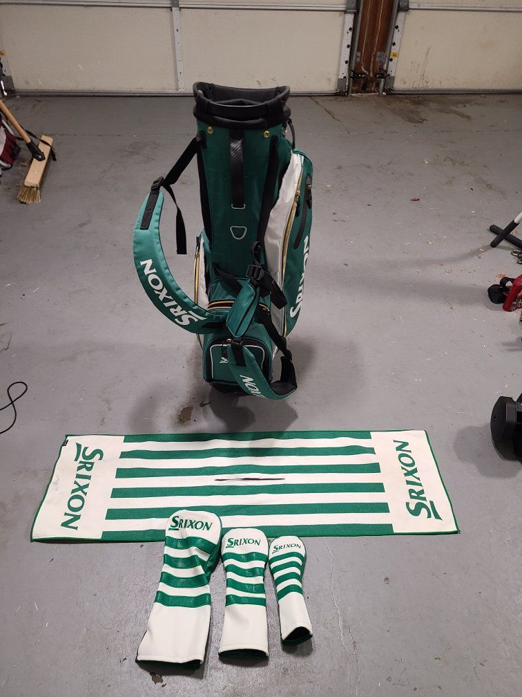 SRIXON LIMITED EDITION MASTERS GOLF BAG
