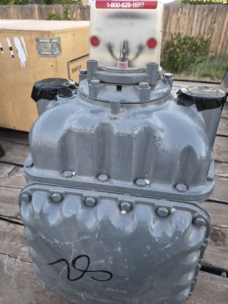 Main image 3