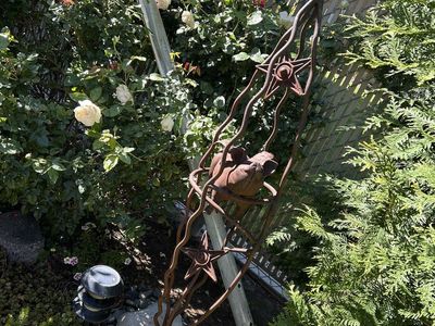 IRON FLYING PIG FINIAL YARD FIGURINE STONE BASE