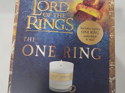 Lord of the rings candle