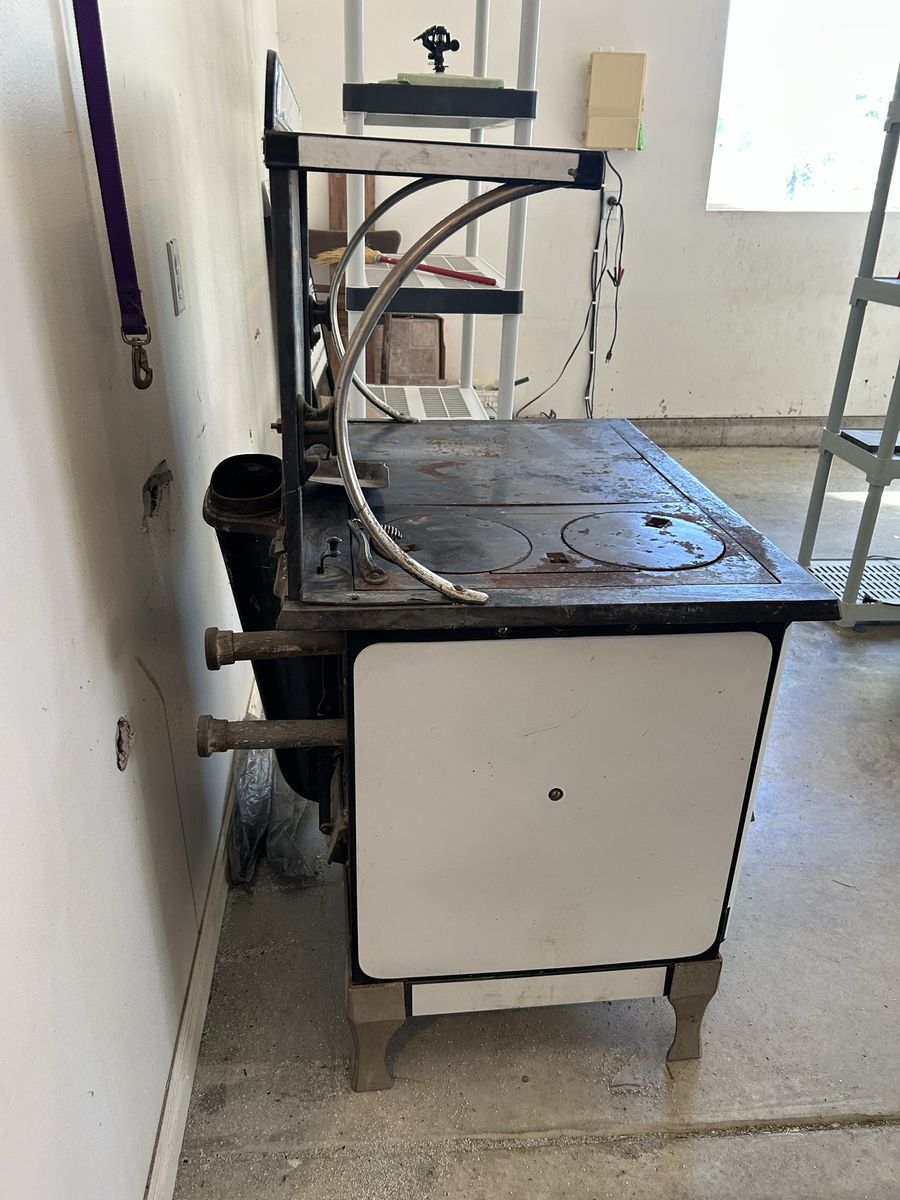 Main image 3
