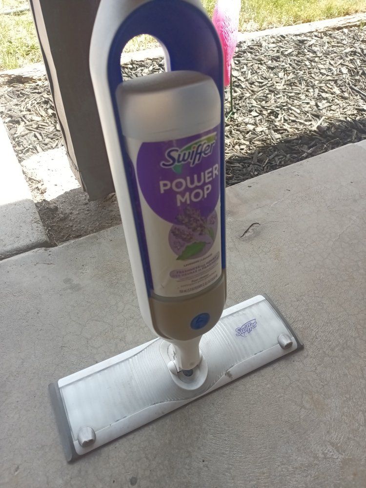 Swiffer Power Mop Spray Mop with Lavender Scent Solution