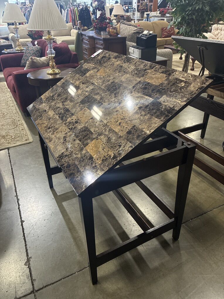 Art Table