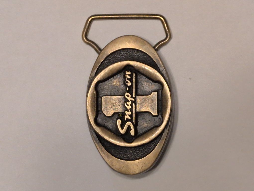 Snap-on belt buckle