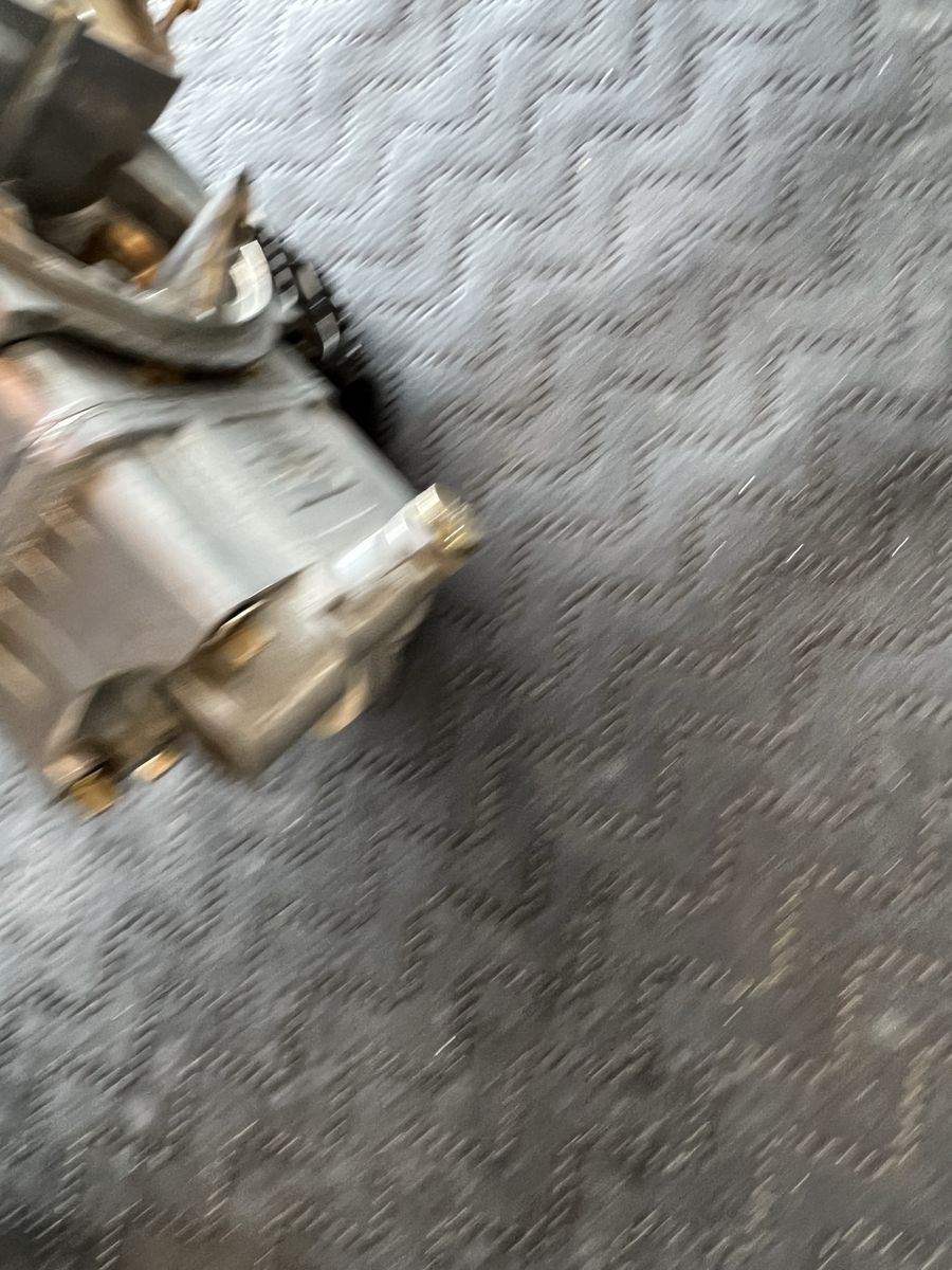 Main image 6