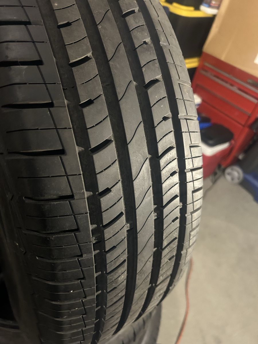 Set of 4 Used Car Tires - Good Tread Depth 4 tires 235/60/18 Mastercrat Stratus 275.00 cash only 