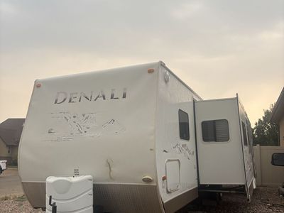 2007 Dutchman Denali Travel Trailer - 2 Slide Outs, Sleeps 5-7, New Tires.