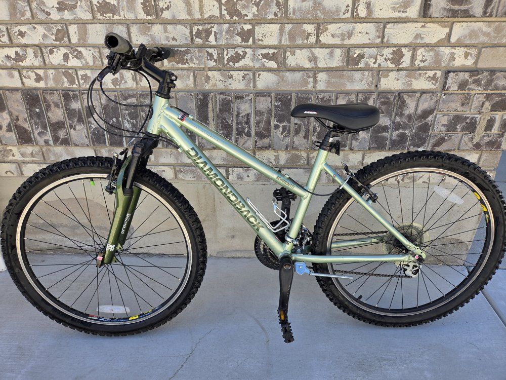 Women's Small Diamond Back Mountian Bike