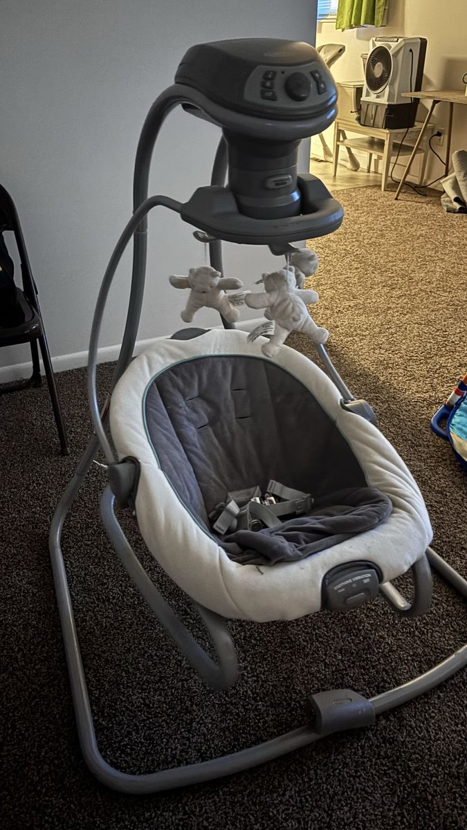 Baby swing