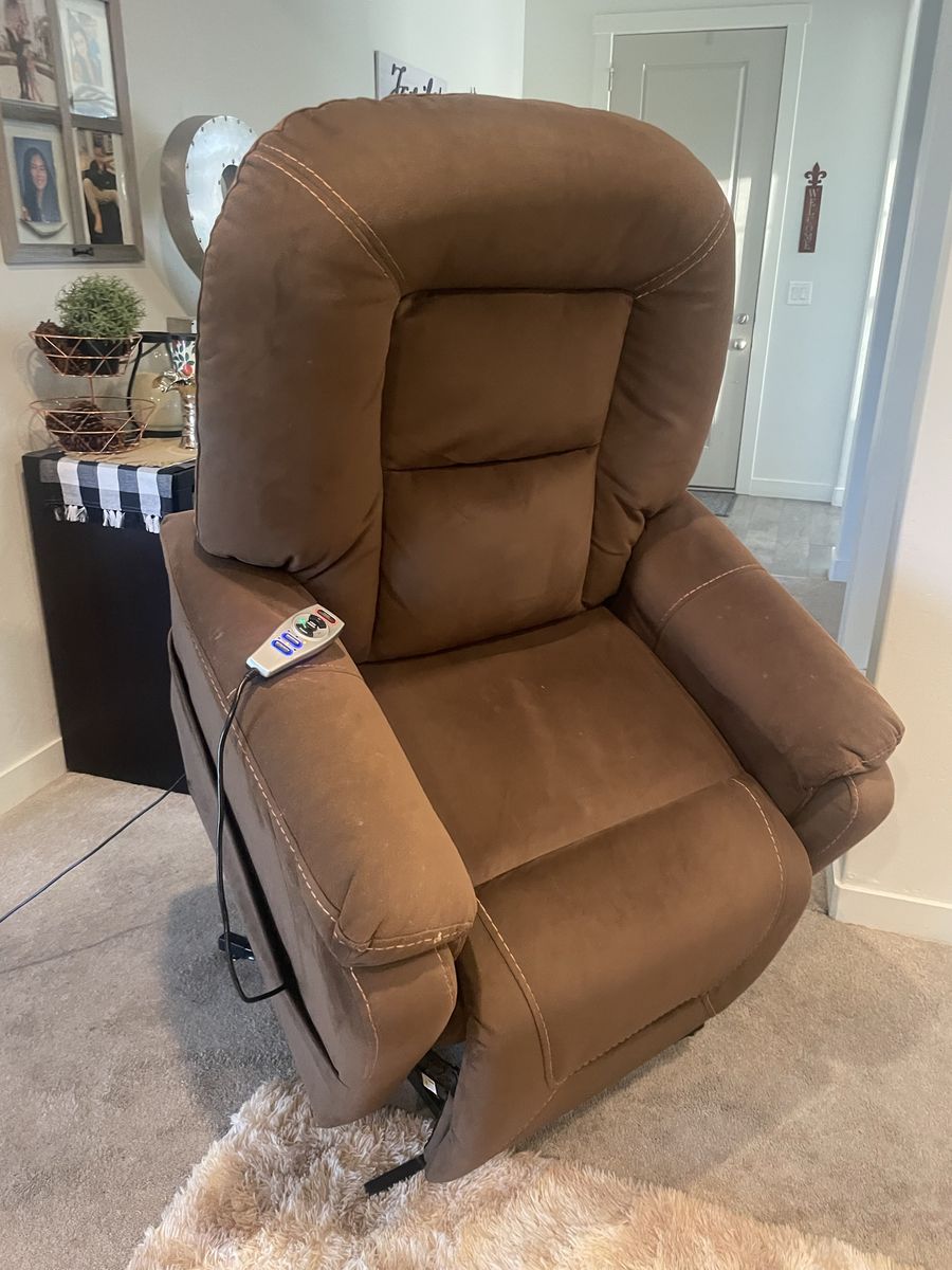 Ashley Furniture Electric Power Lift Recliner