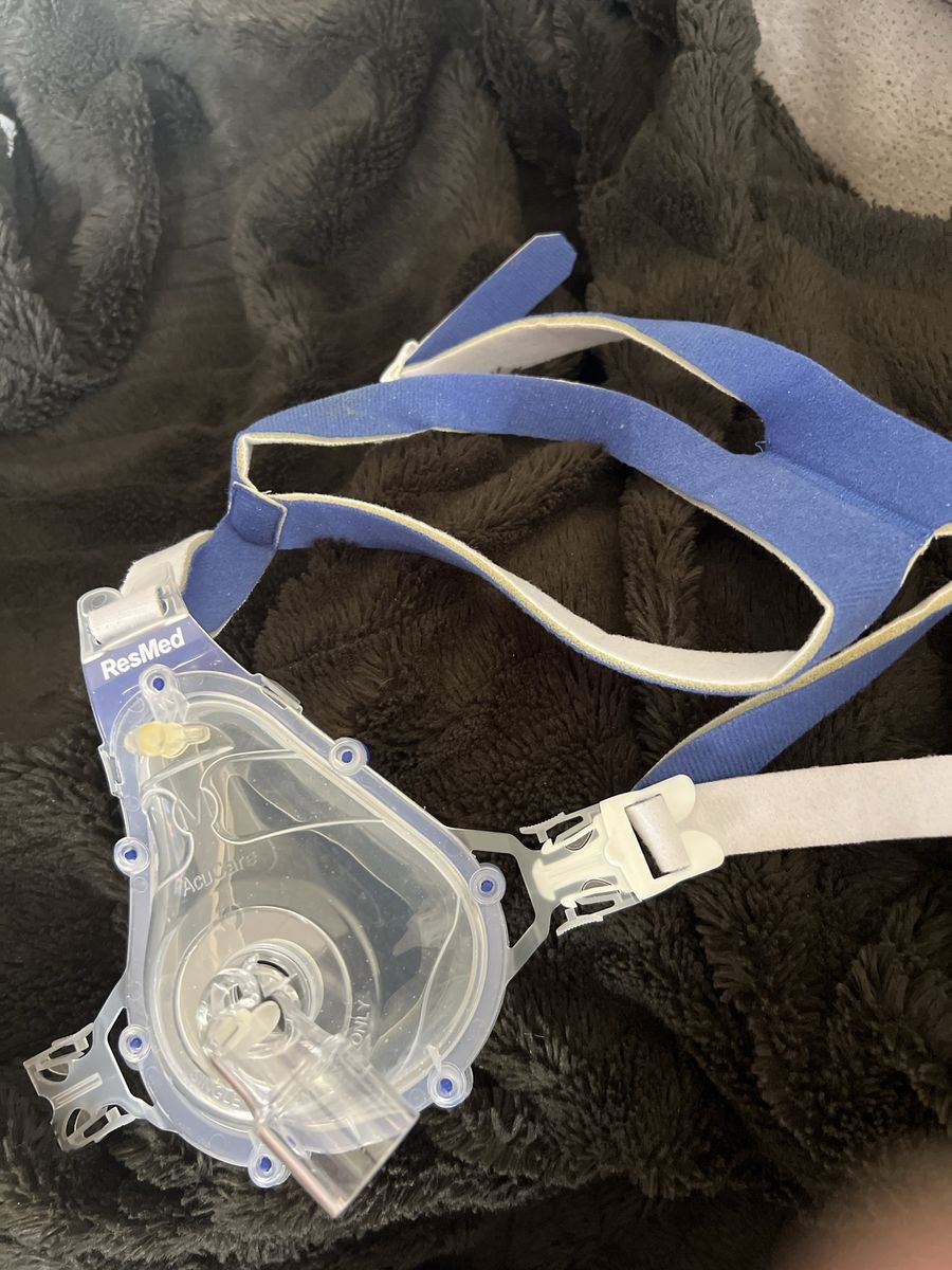 ResMed AcuCare F1-0 Hospital Non-Vented Full Face Mask with Headgear - Used