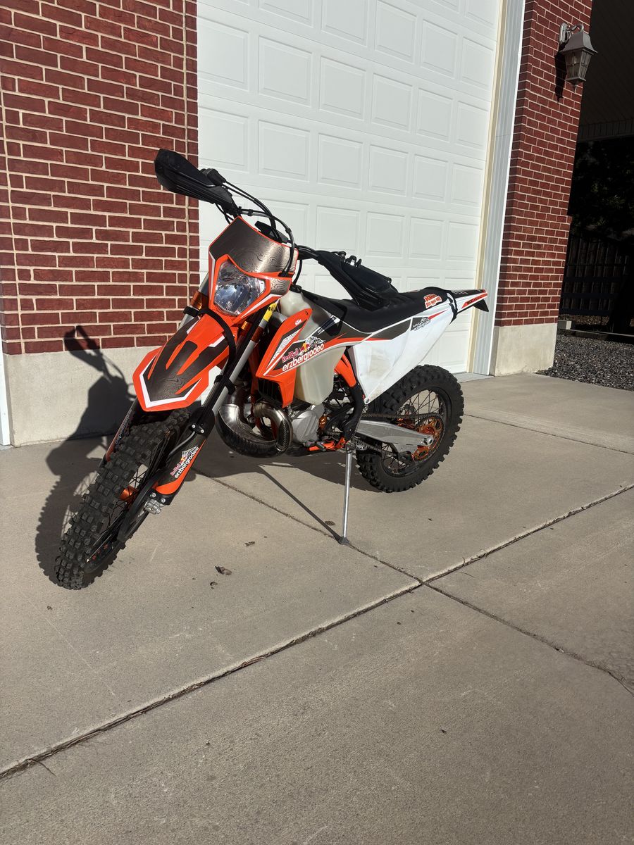 2022 KTM 300XC-W Erzbergrodeo