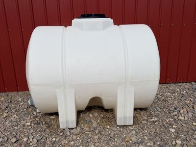 525 Gal Poly Tank