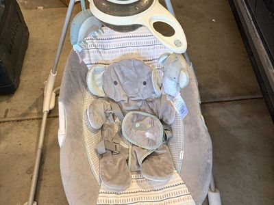 Baby swing