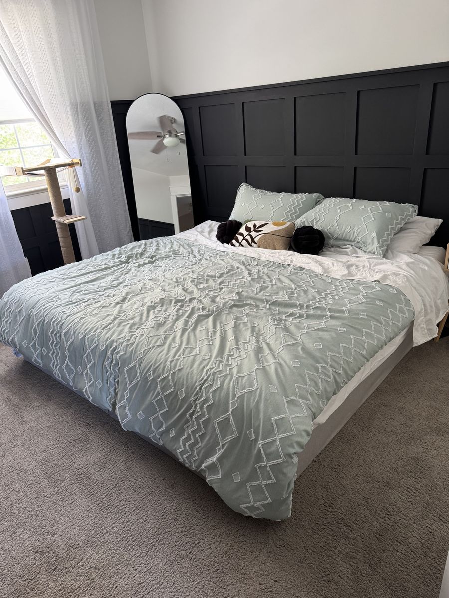 Sleep Number 360 King Bed + Integrated Base + Topper