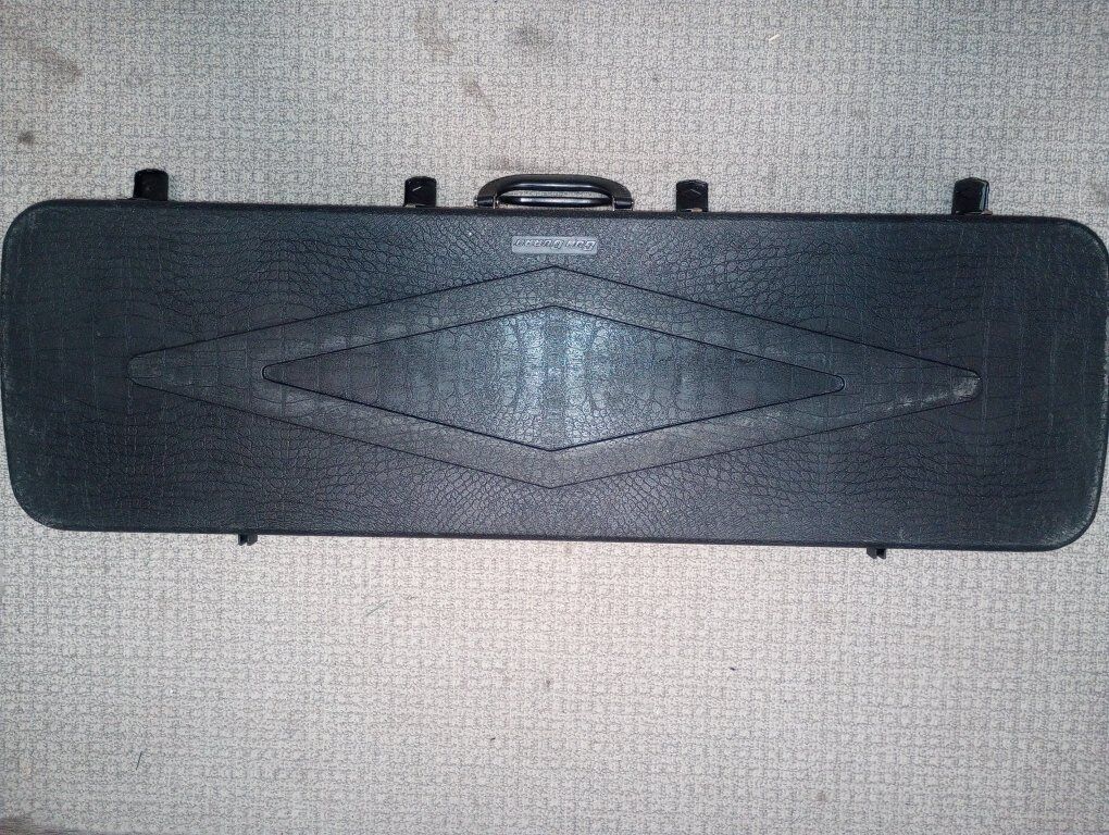 Plano Deluxe gun guard