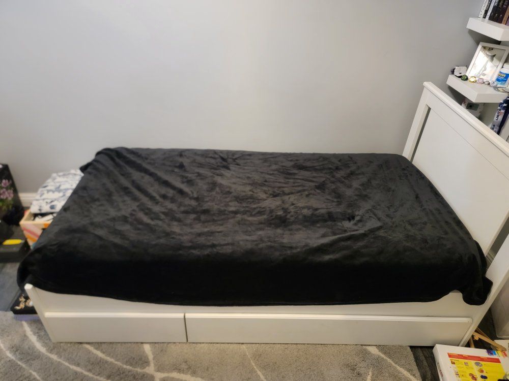 twin bed frame with drawers