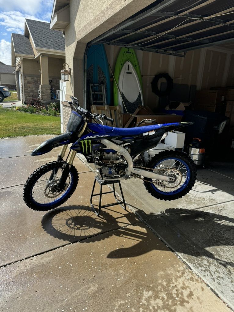 2025 Yamaha YZ250