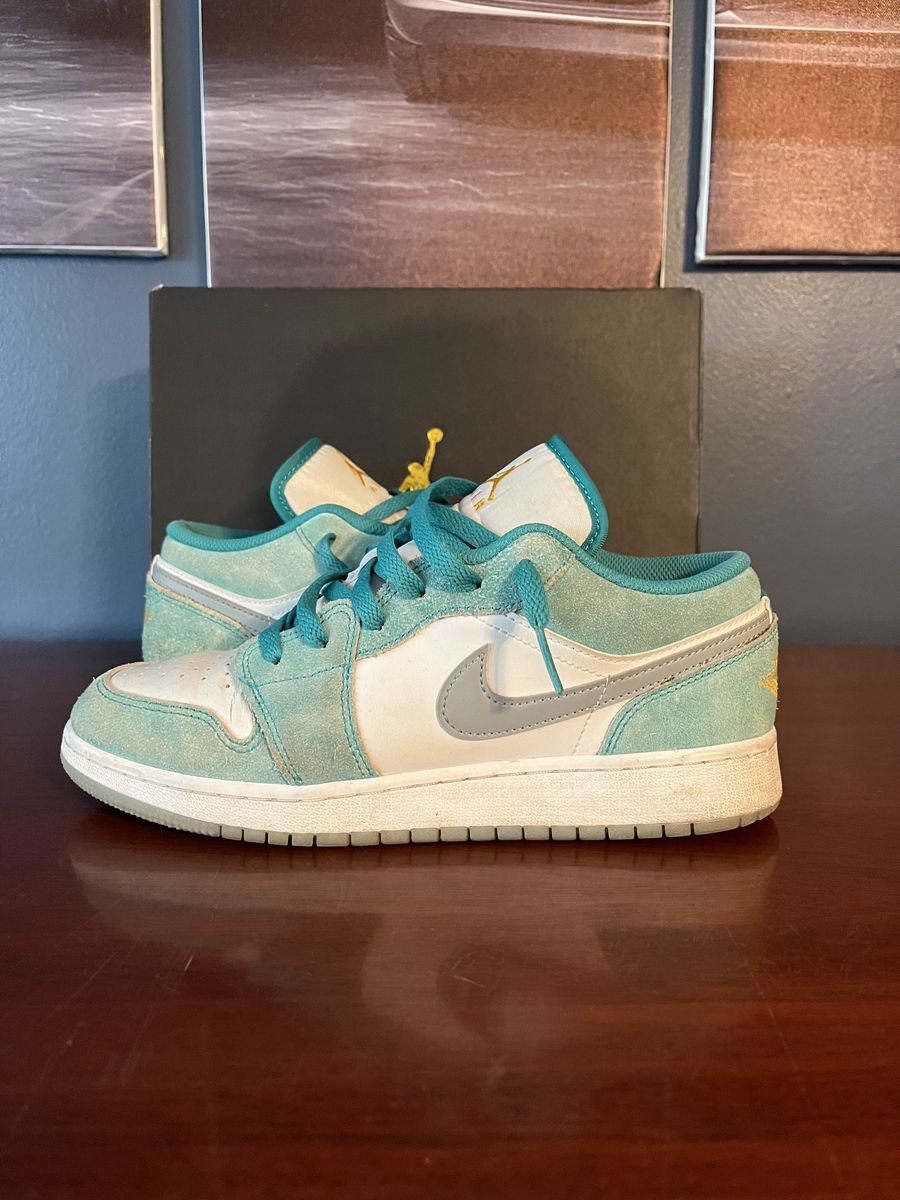 Jordan 1 Low New Emerald