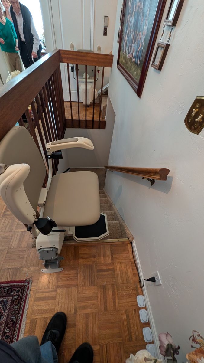 Harmar SL300 or SL600 Straight Stairlift