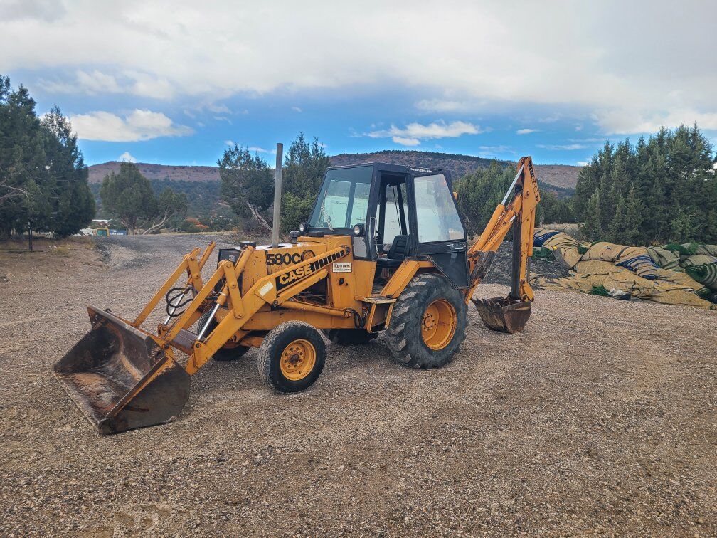 1980 Case 580C Backhoe Full Cab