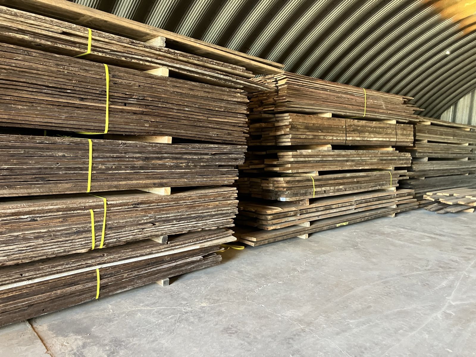 Reclaimed Lumber, Barn wood, Timbers, Hand Hewn, Box Beams, Siding!