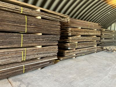 Reclaimed Lumber, Barn wood, Timbers, Hand Hewn, Box Beams, Siding!