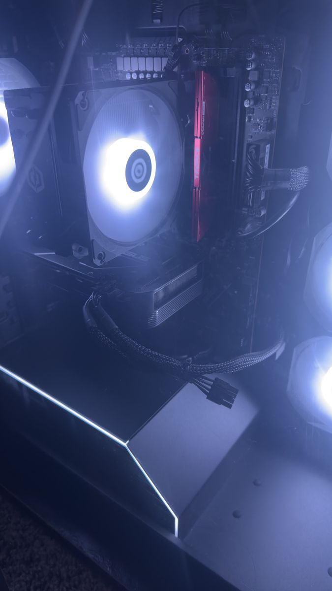 Main image 5