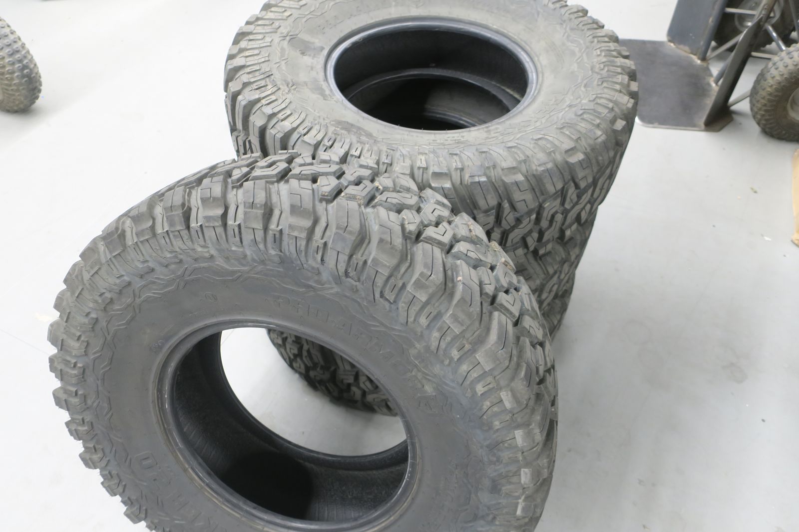 FOUR Takeoffs, Pro Armor 8 Ply 32/10-15 Trekker 2.0 Tires 