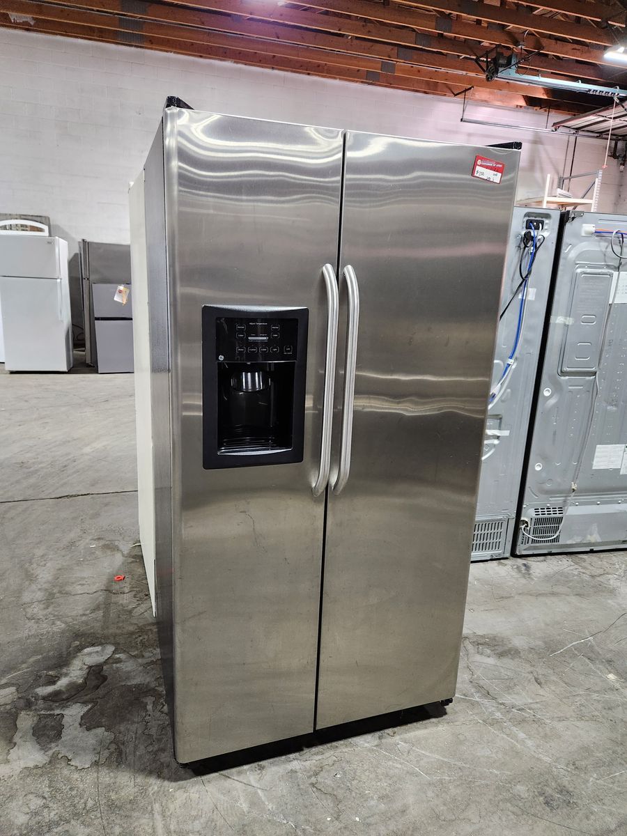 LOW PRICE GUARANTEED! GE STAINLESS STEEL SIDE BY SIDE FRIDGE!