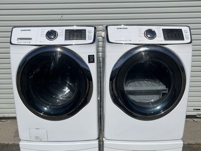 Samsung Washer & Electric Dryer With Wrinkle Control And Steam-Free Local Delivery.