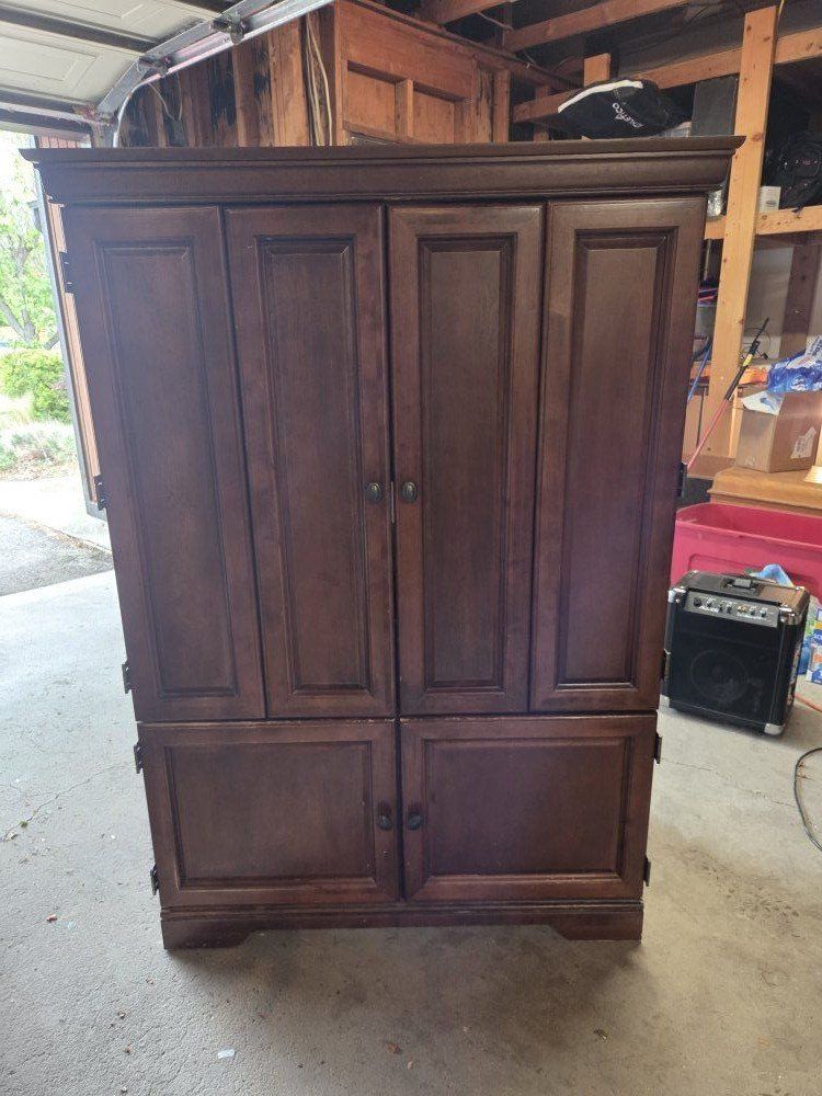 TV Armoire / TV Stand / TV Cabinet