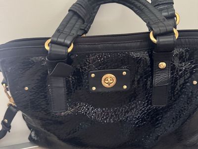 Marc Jacobs Black Patent Leather Stam Bag Gold Hardware Shoulder Strap Handbag