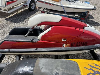 1990 Kawasaki 650 SX jet ski red/white