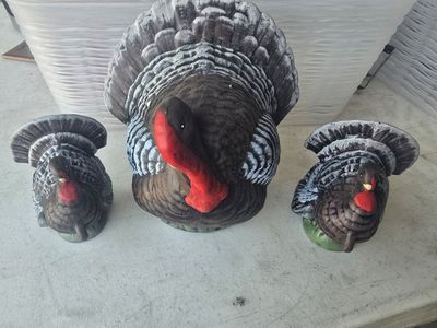 Set of 3 Ceramic Turkey Figurines - Large & Small Thanksgiving Decor