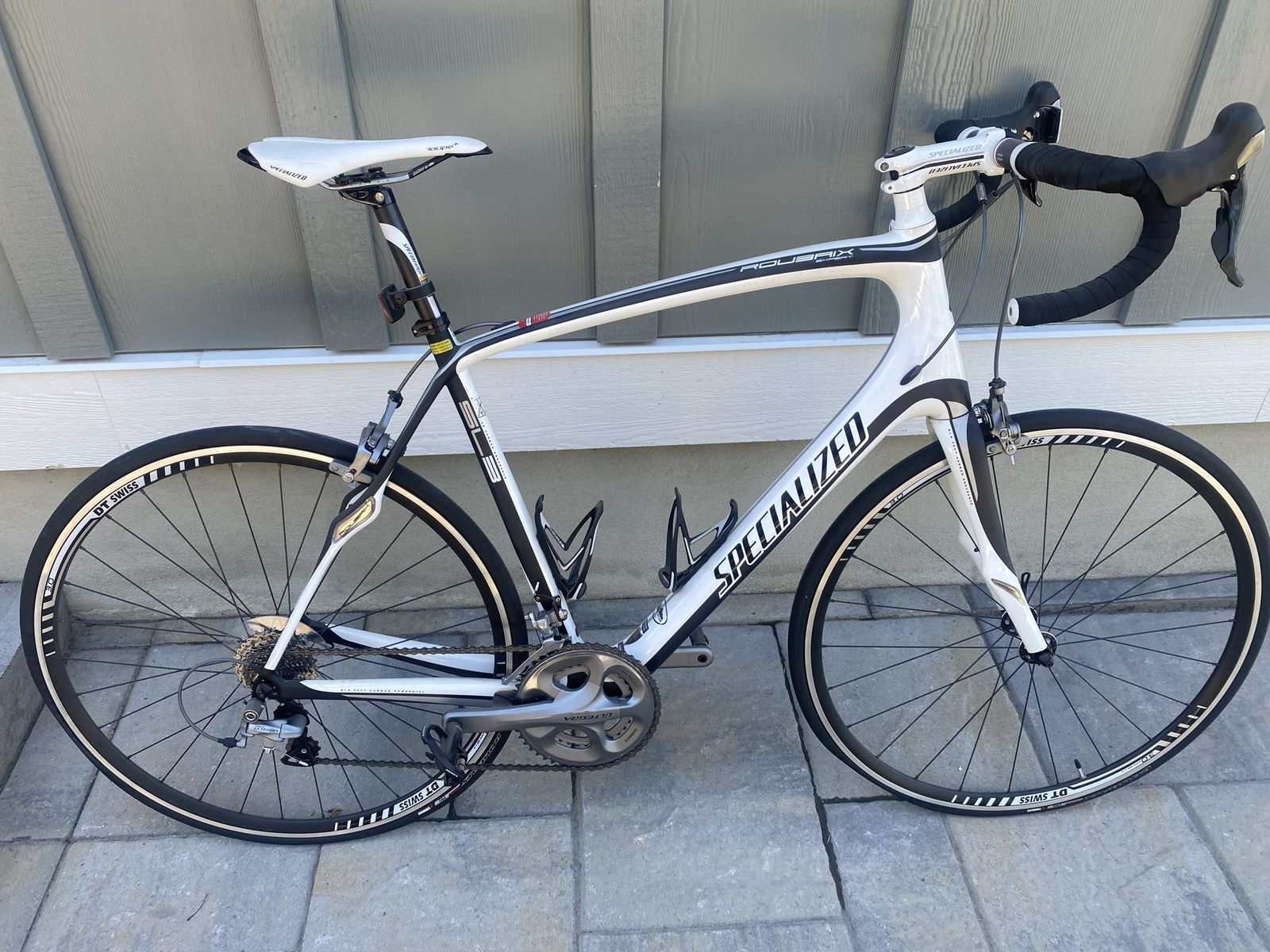 Specialized Roubaix expert road bike