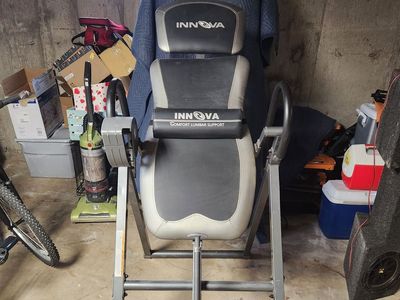 Innova Inversion table