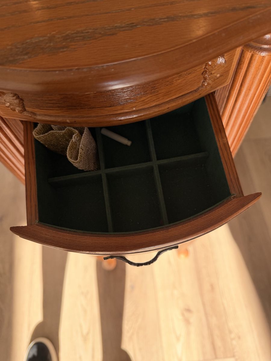 Main image 3
