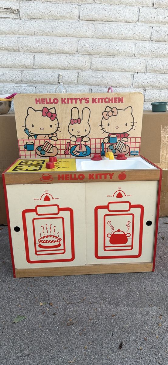 Vintage Hello Kitty wooden kitchen