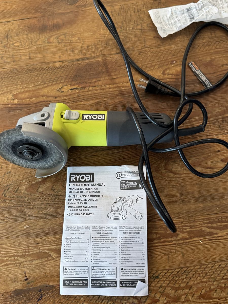 Ryobi 4 1/2” angle grinder with discs. Corded.
