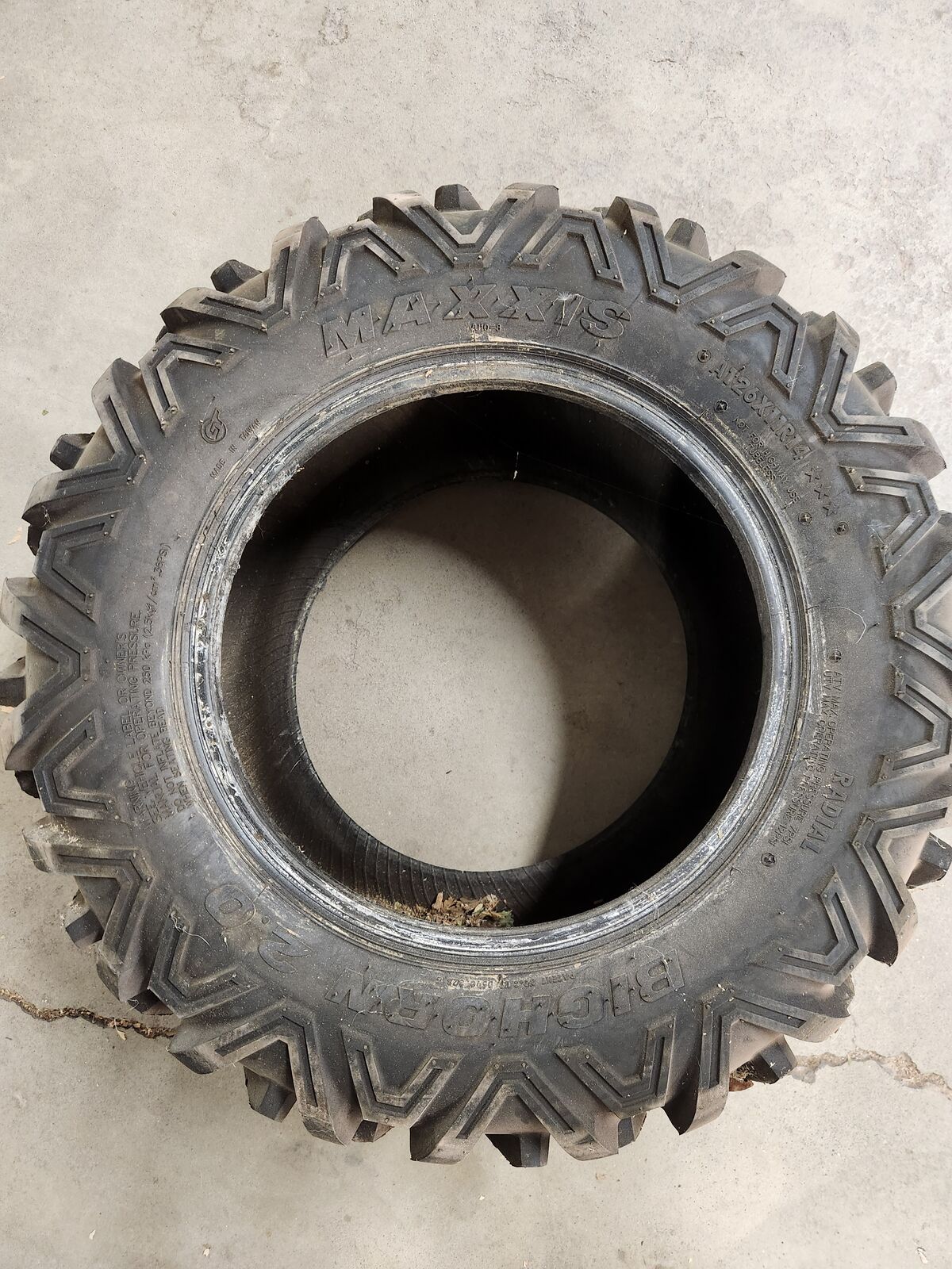 Maxis Bighorn 2.0 AT 26 X 11 X R14