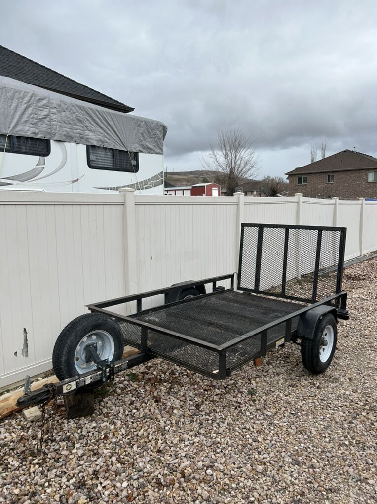 5x8 Ft Flat Bed Trailer