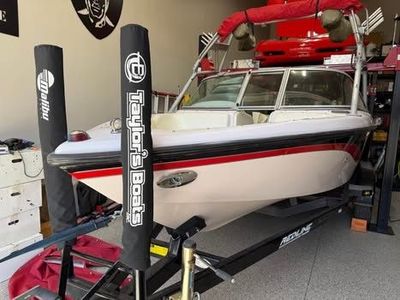 2005 Correct Craft Ski Nautique – Clean, Powerful, Ready for the Water