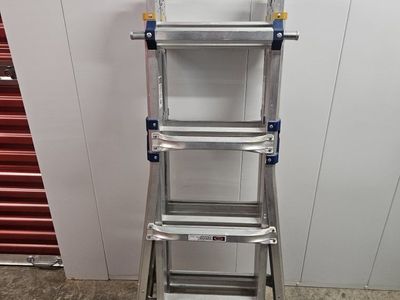 Staircase for sale, like new.
