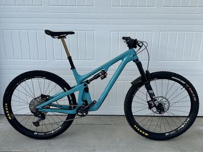 Yeti SB 130 - Large