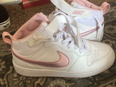 Used Jordan’s size 6