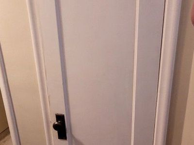F
emale room for rent in nice Midvale Condo