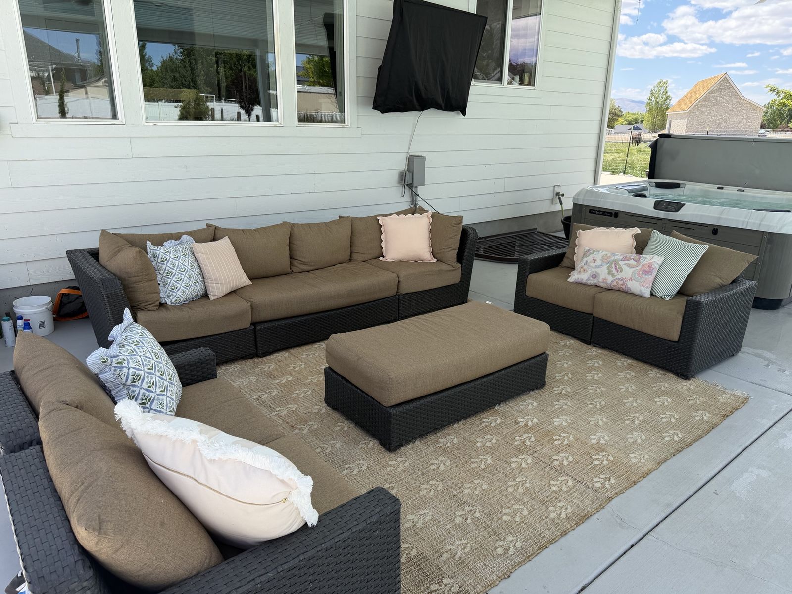 Outdoor furniture set